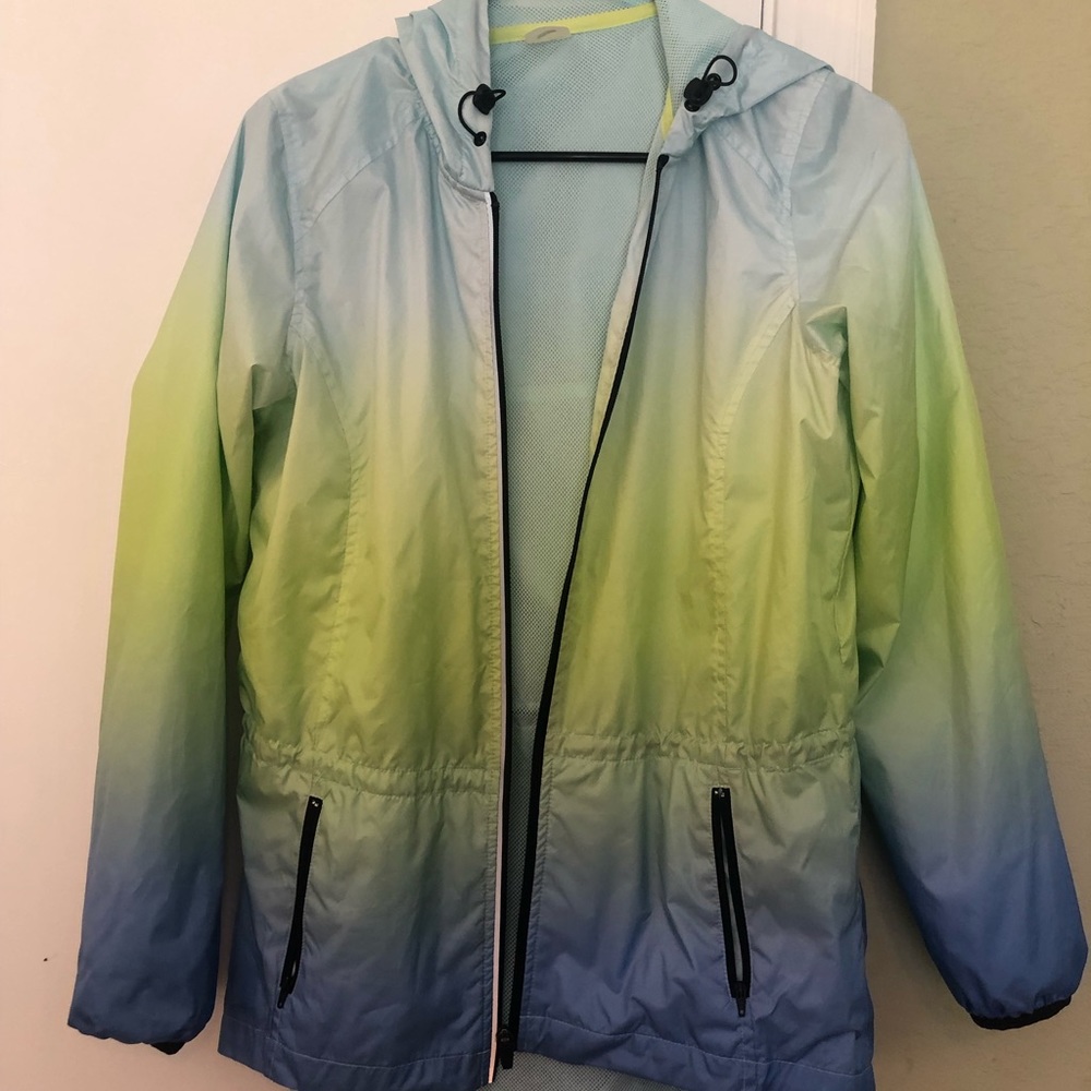 Windbreaker - Picture 4 of 4